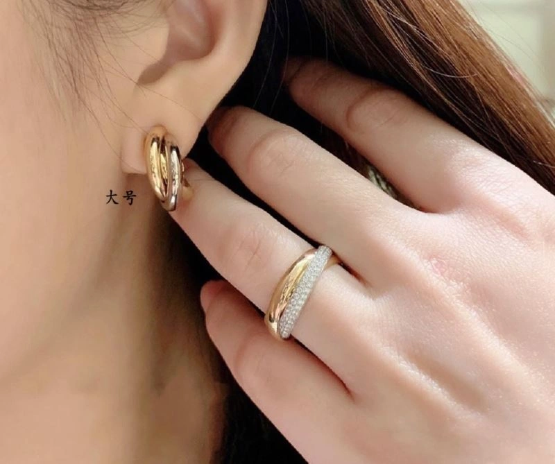 Cartier Earrings Lightweight 217559