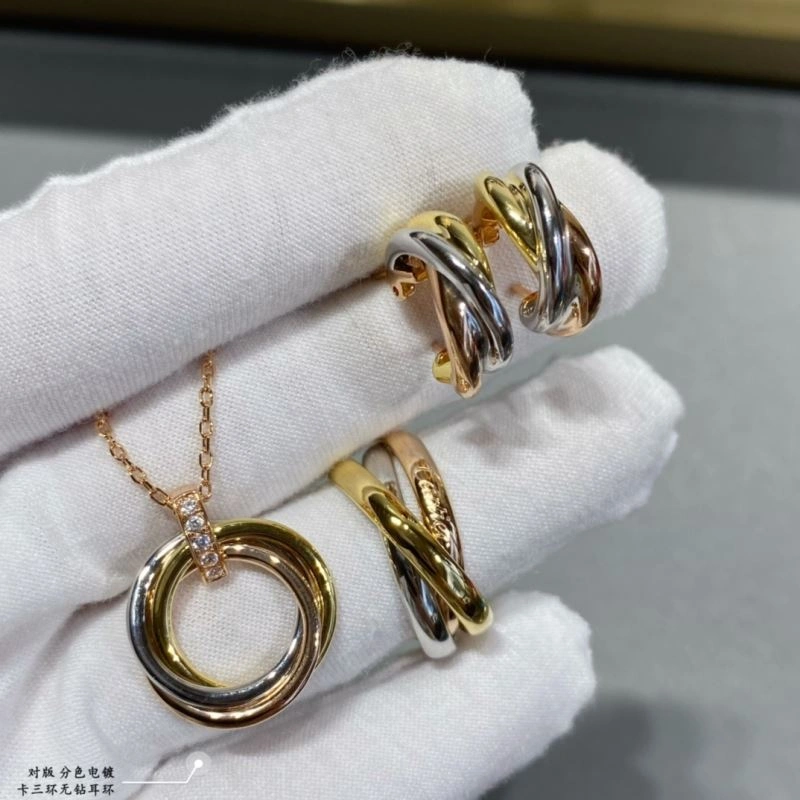 Refined Cartier Earrings 217554