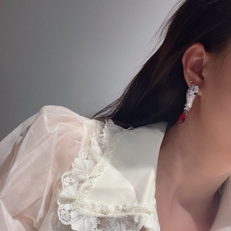 Cartier Earrings MoistureWicking 217540