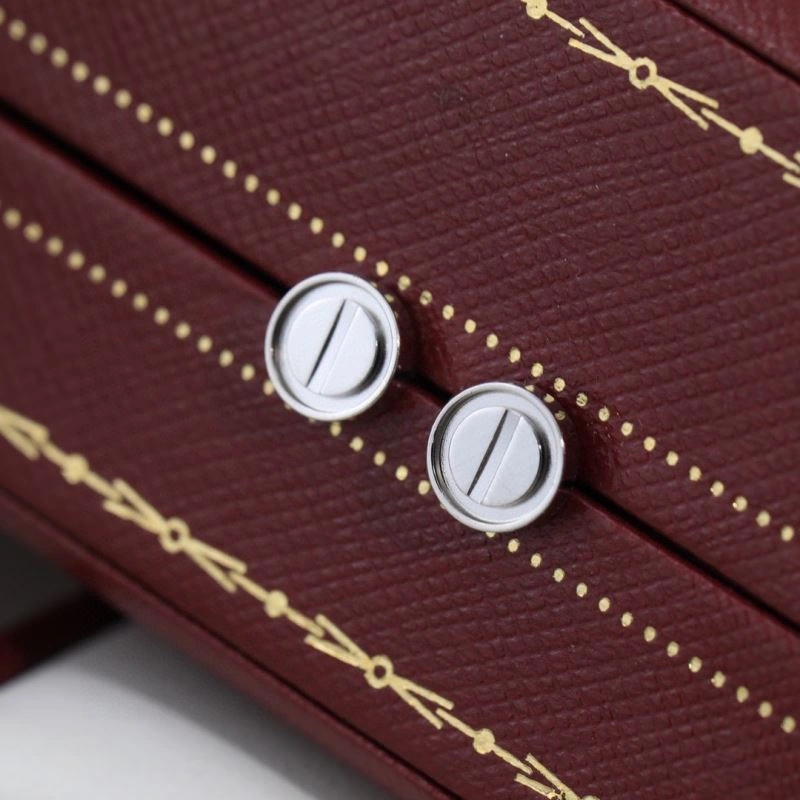 Cartier Earrings Breathable 217620