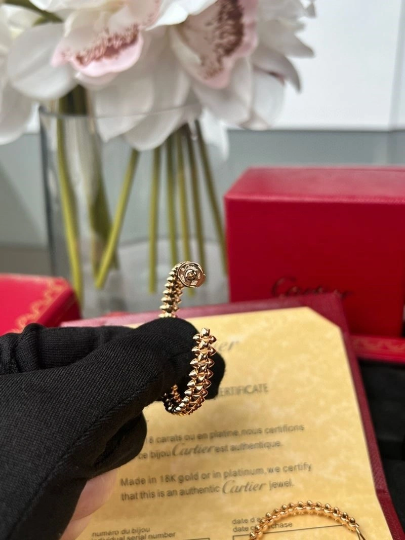 Cartier Earrings Effortless 217432