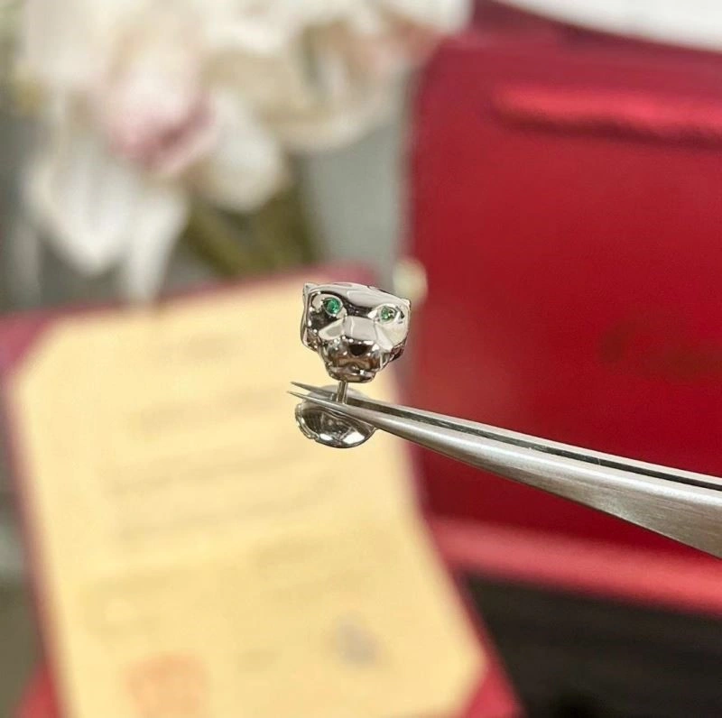 Cartier Earrings ZipUp 217423