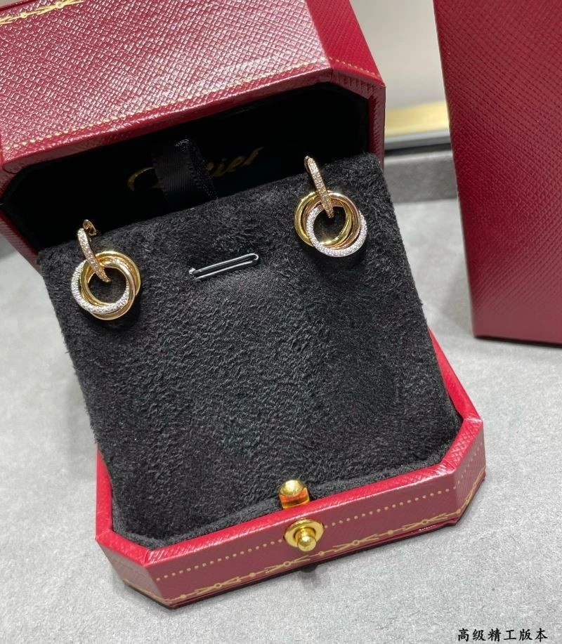 Cartier Earrings Effortless 217344