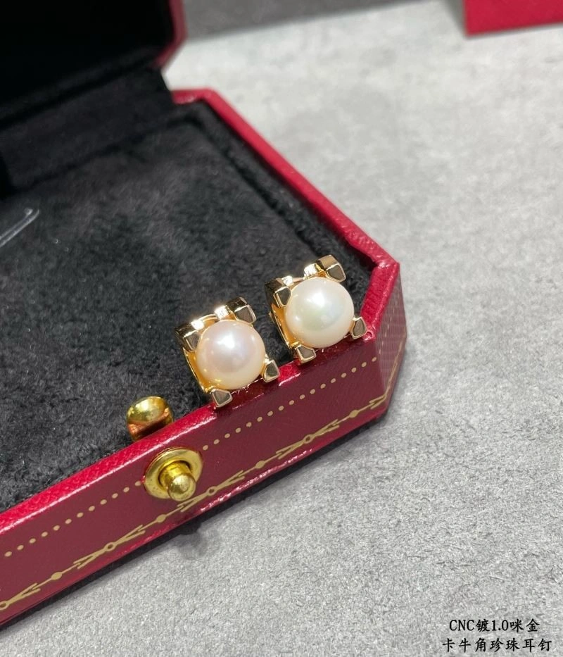Trendsetting Cartier Earrings 217348