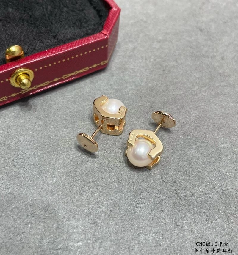 Trendsetting Cartier Earrings 217348