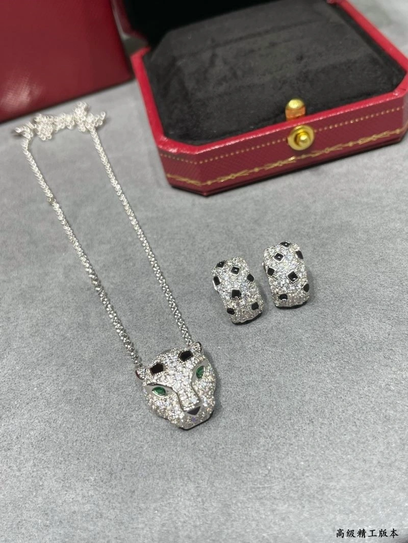 Cartier Earrings Packable 217325