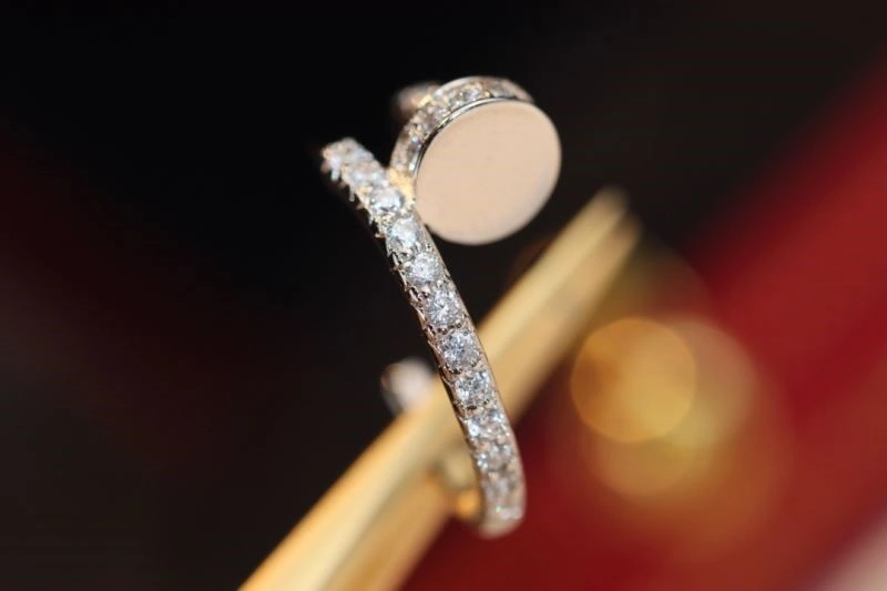 Elegant Cartier Earrings 217187