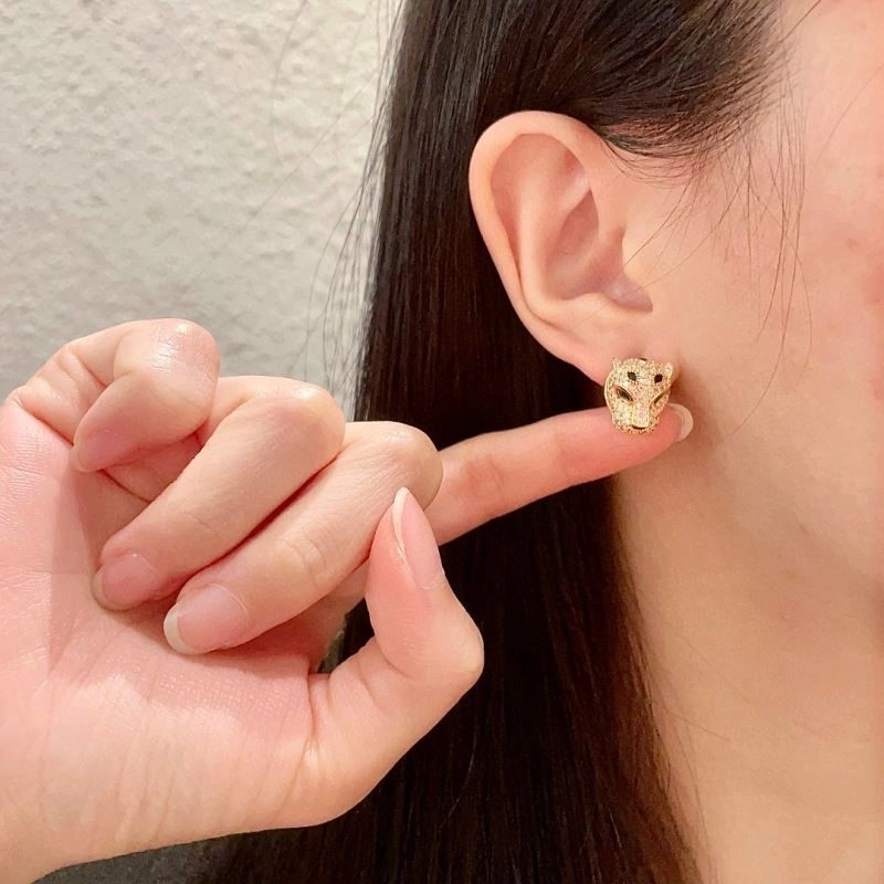 Supportive Cartier Earrings 217173