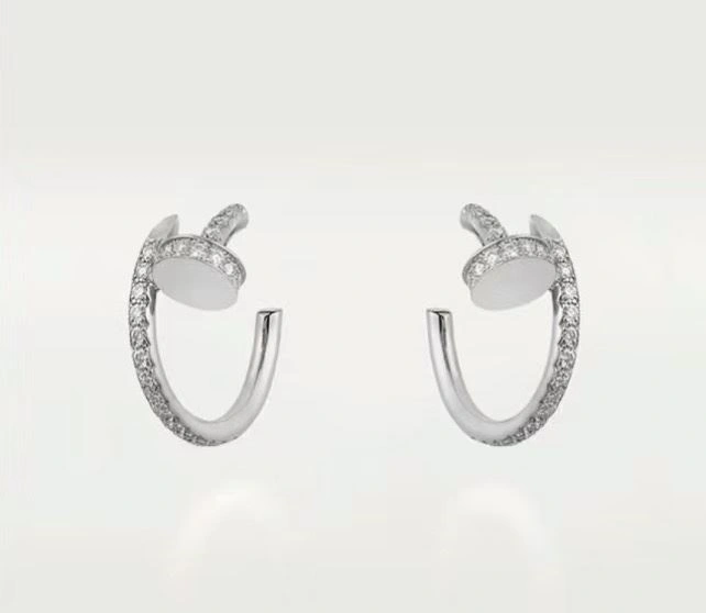 Timeless Cartier Earrings 217174