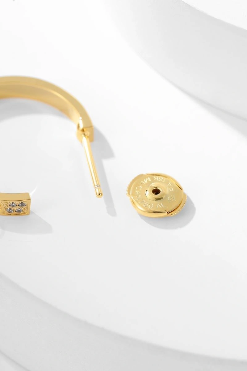 Breathable Cartier Earrings 217246