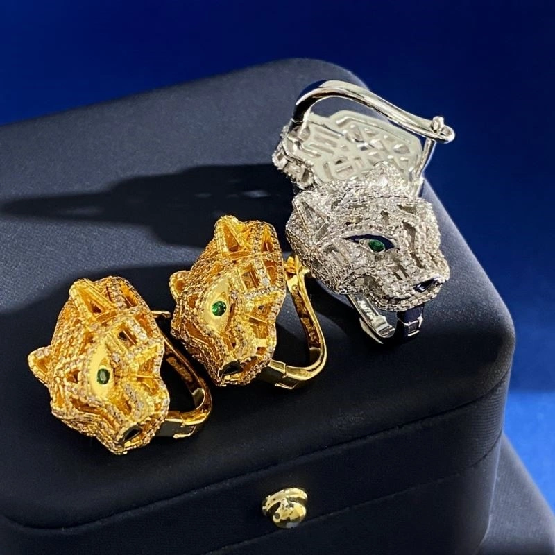 Cartier Earrings Stylish 217168