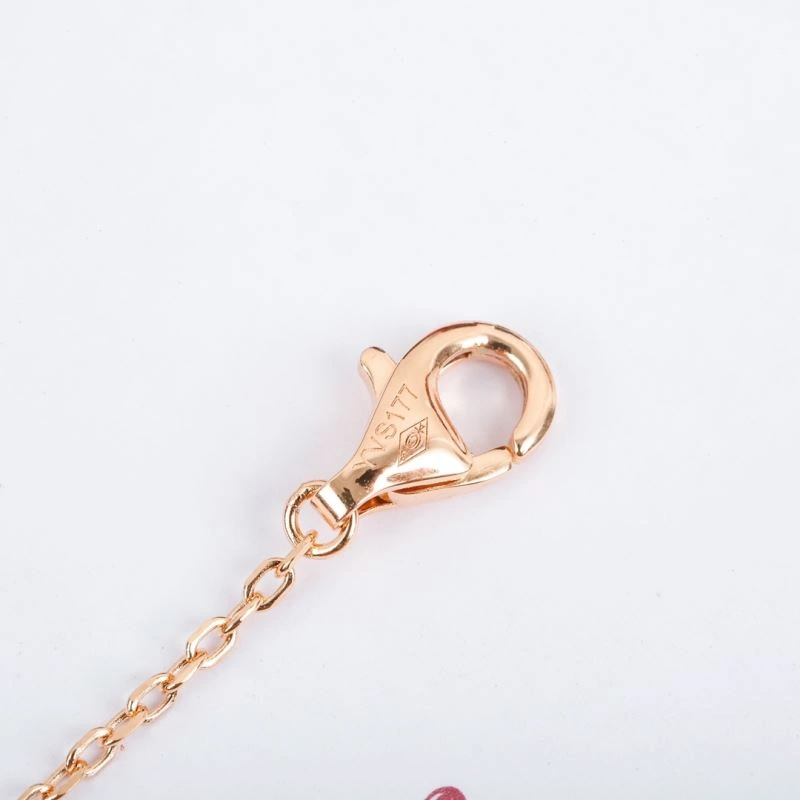Cartier Necklaces FashionForward 217711