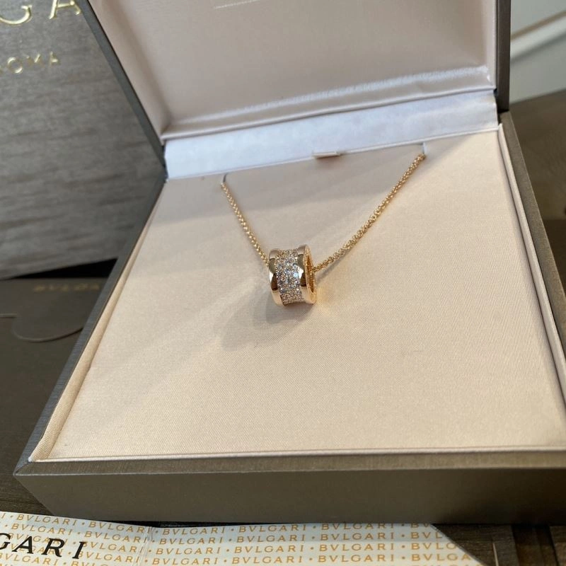 Tailored Cartier Necklaces 217719