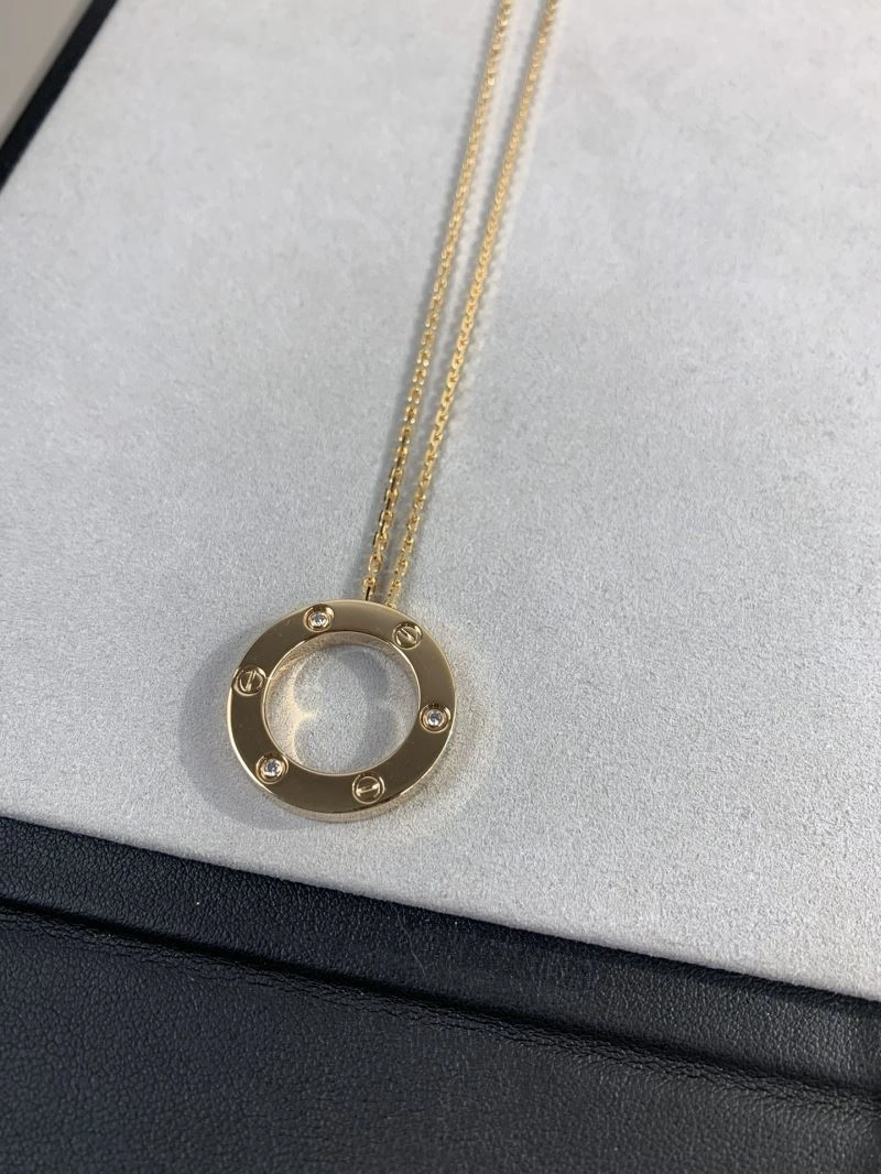Versatile Cartier Necklaces 217708