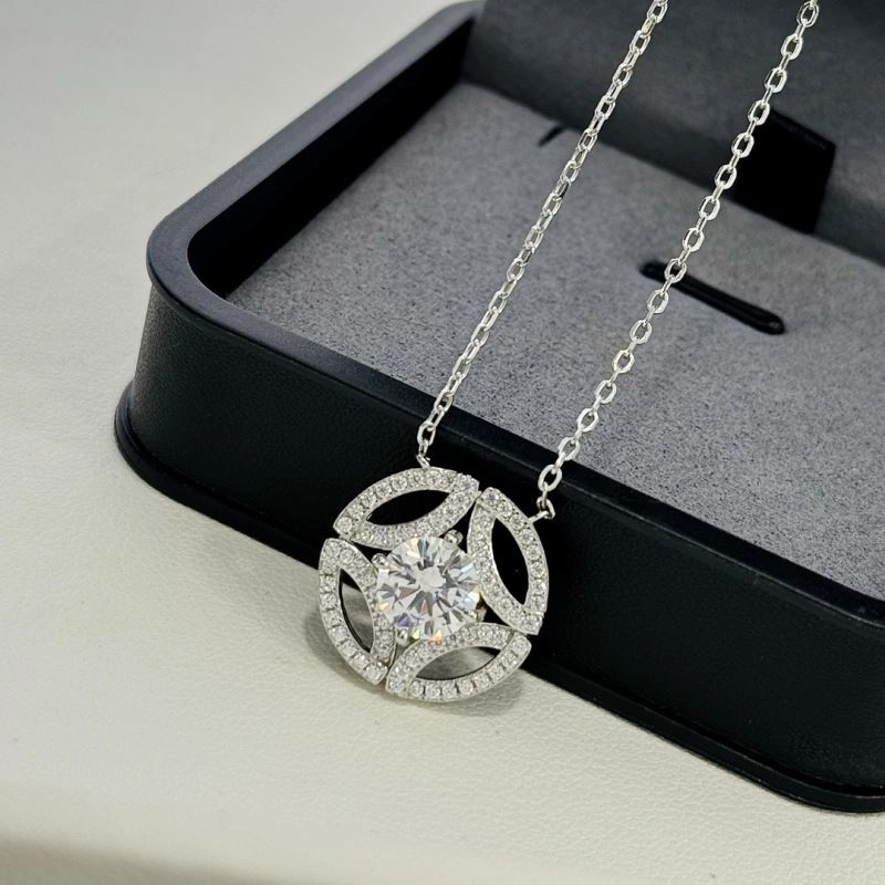 Original Cartier Necklaces 217672