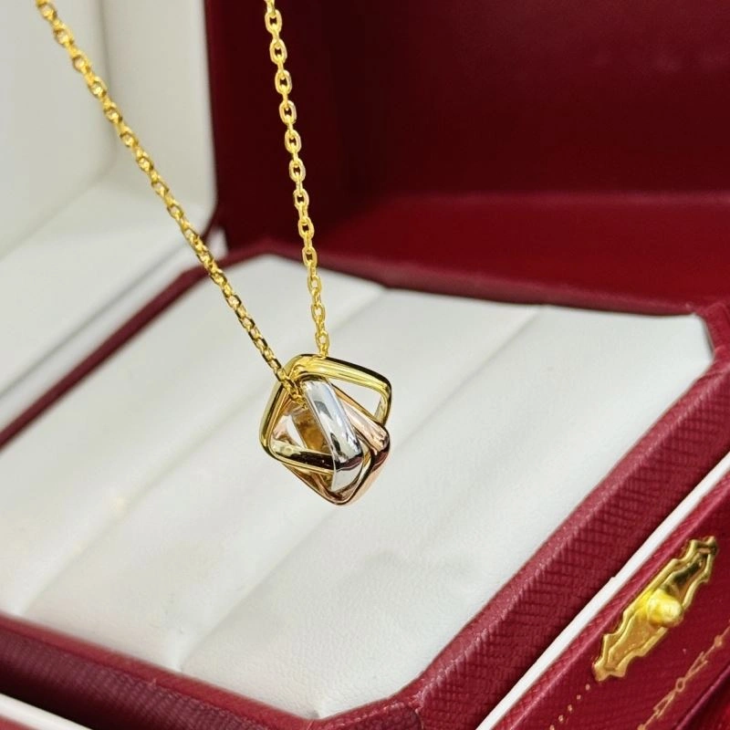 Snug Cartier Necklaces 217791