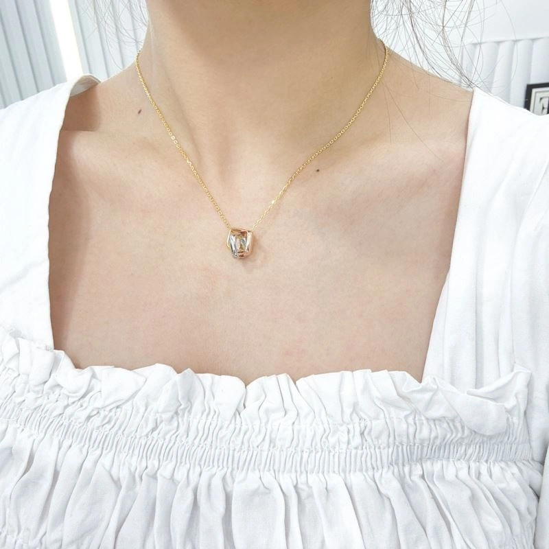 Snug Cartier Necklaces 217791