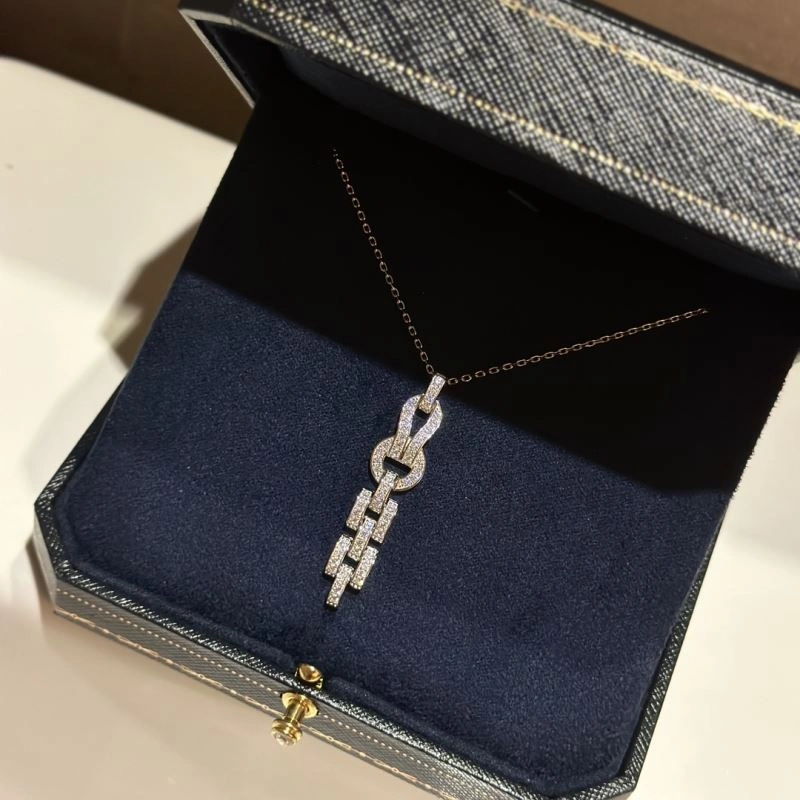 Cartier Necklaces Seasonal 217792