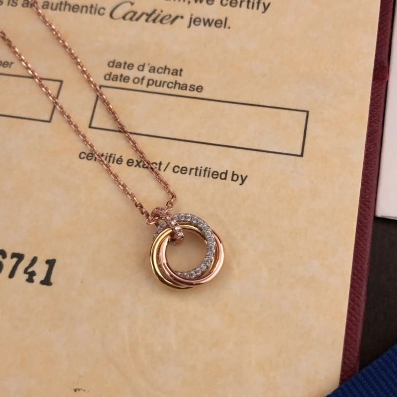 Trendsetting Cartier Necklaces 217757