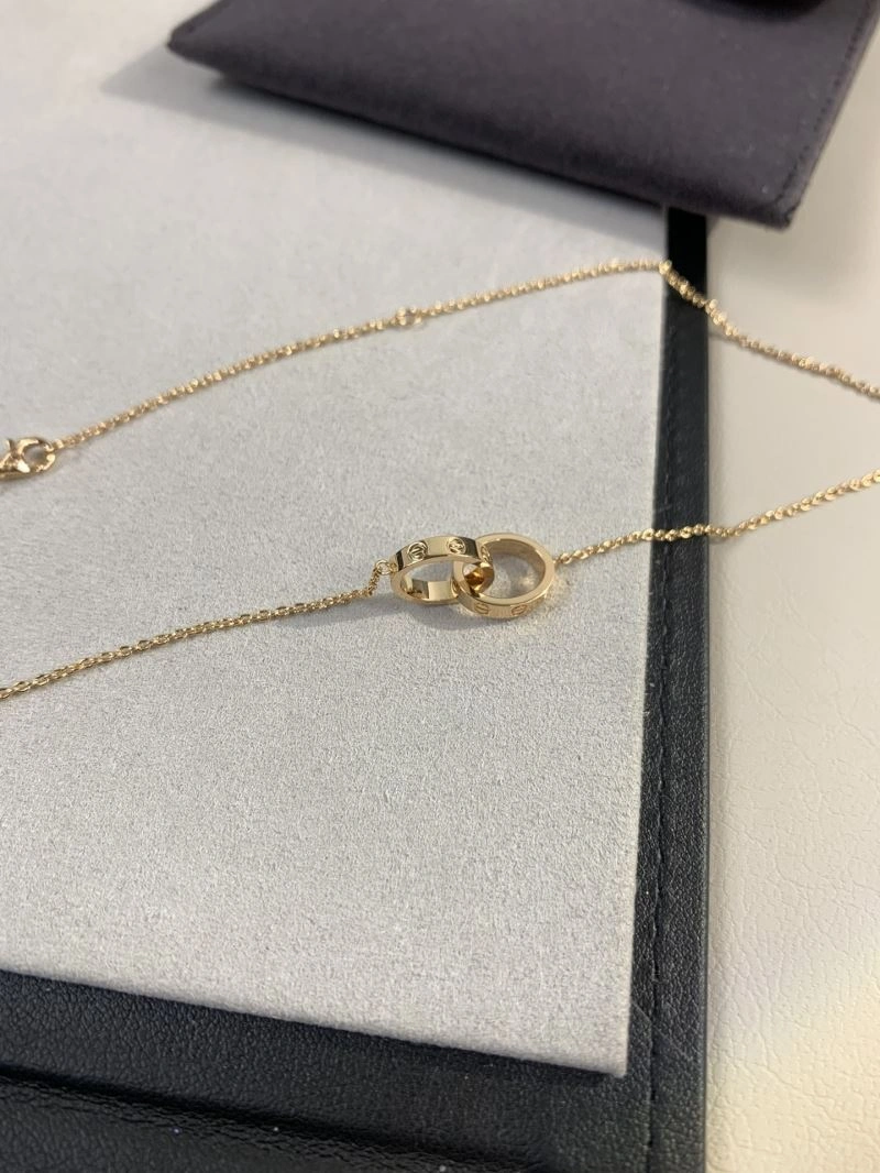 Seasonal Cartier Necklaces 217779