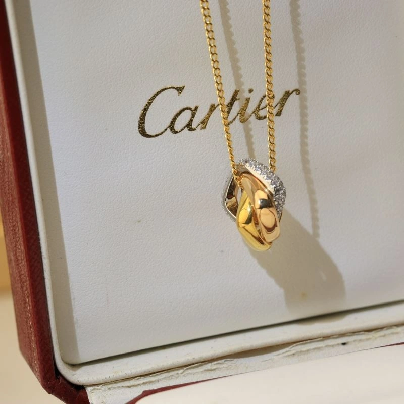 Functional Cartier Necklaces 217744