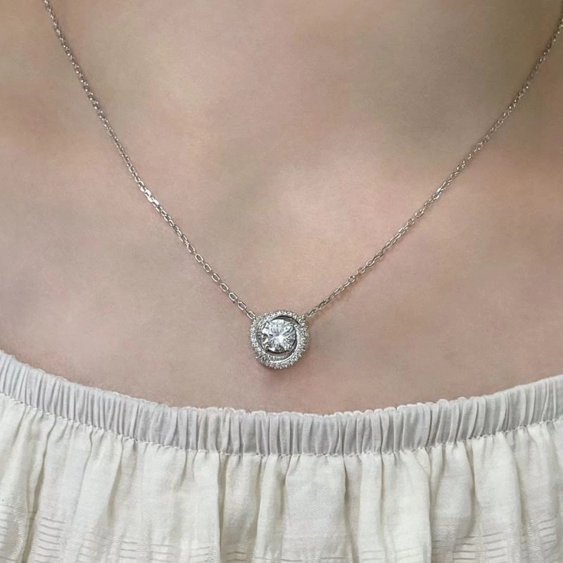 Elegant Cartier Necklaces 217642