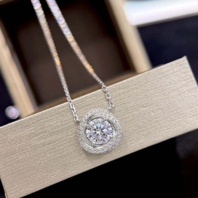 Elegant Cartier Necklaces 217642