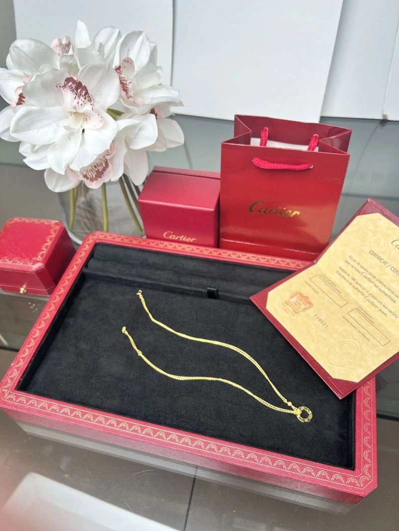 Cozy Cartier Necklaces 217637