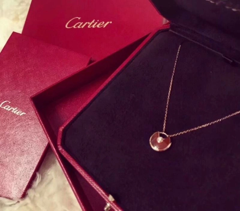 Breathable Cartier Necklaces 217537