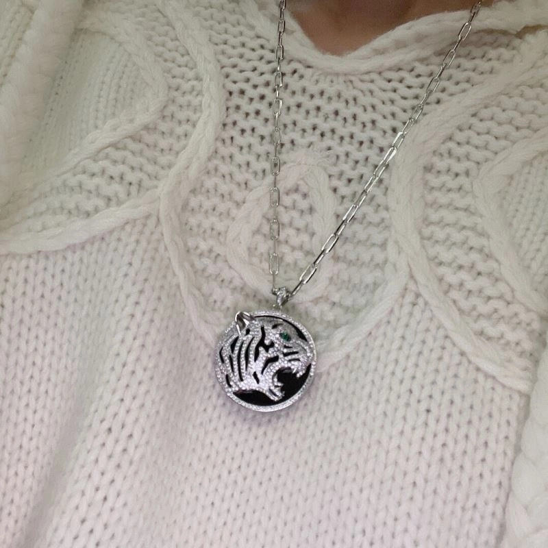 Cartier Necklaces Stretchable 217526