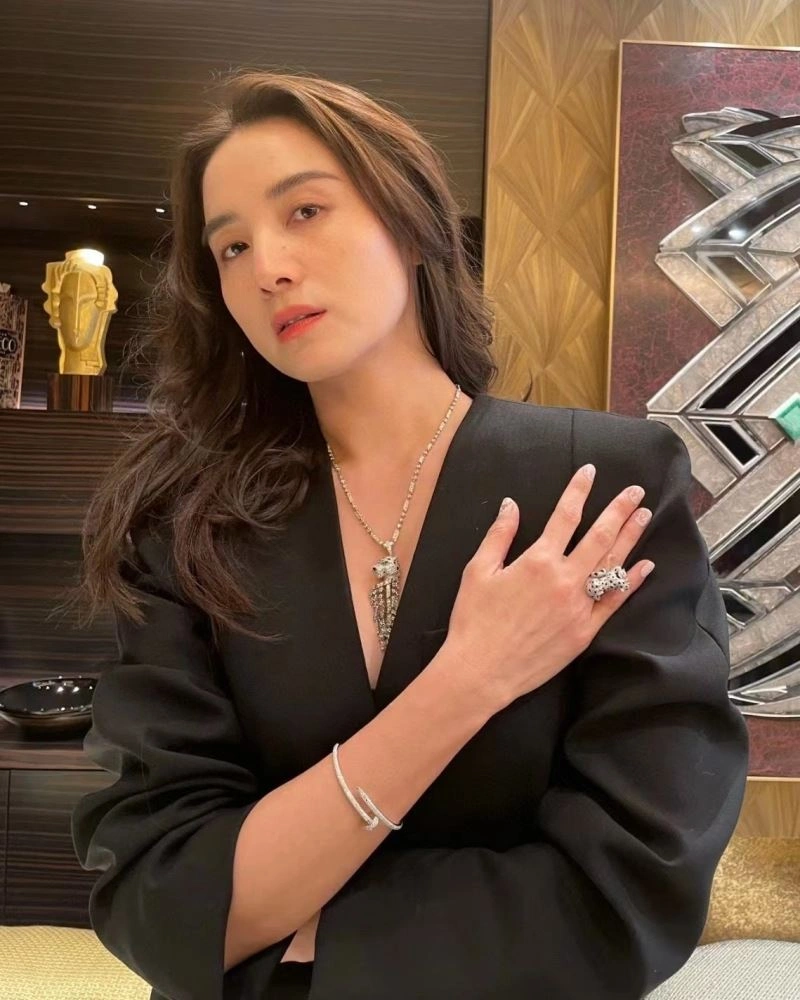 WeatherProof Cartier Necklaces 217533