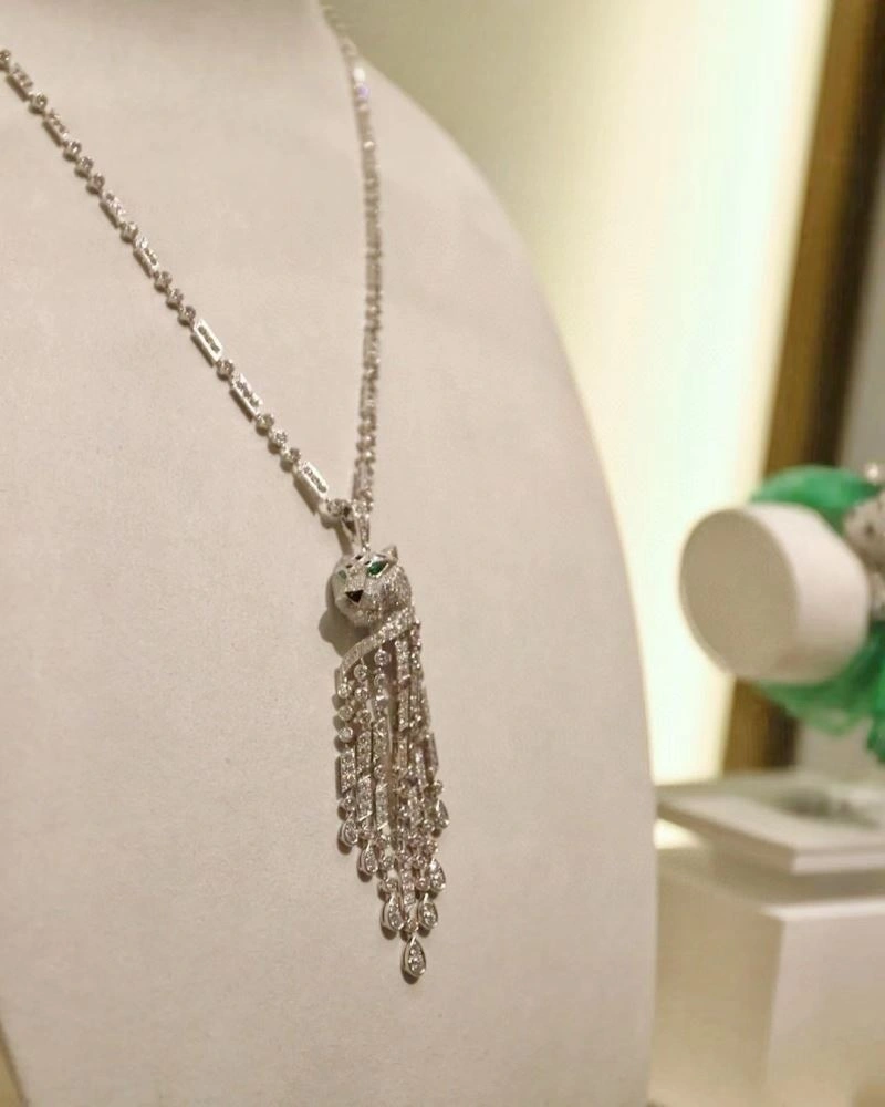 WeatherProof Cartier Necklaces 217533