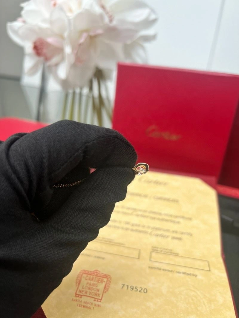 Tailored Cartier Necklaces 217471