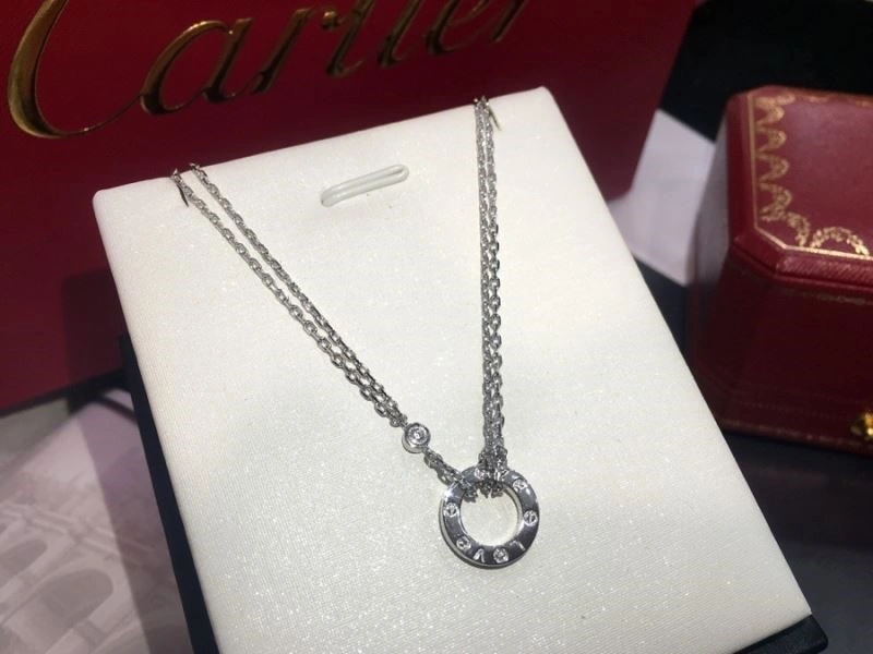 Cartier Necklaces Sleek 217412