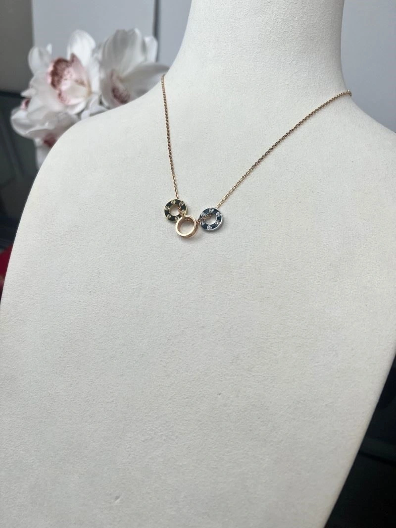 Tailored Cartier Necklaces 217406