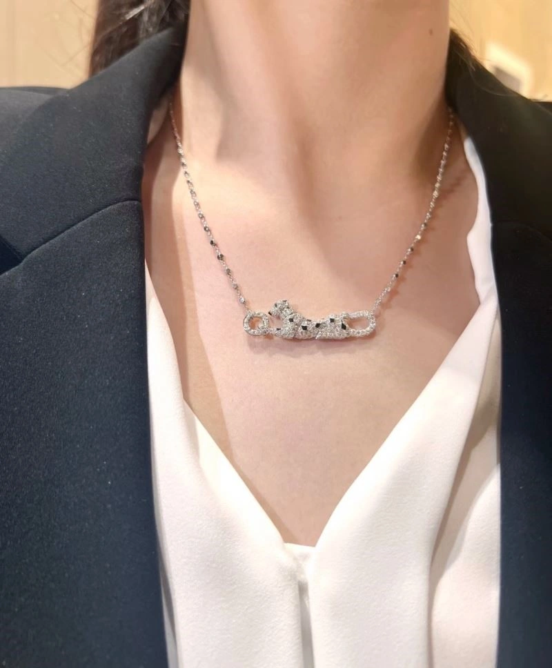 Cartier Necklaces Vibrant 217402