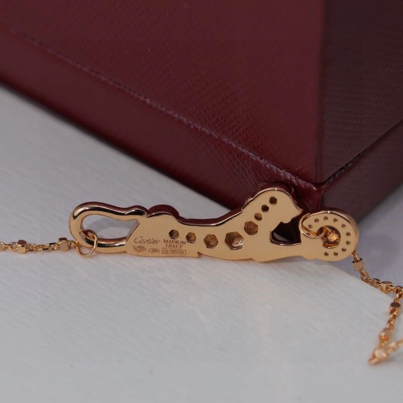 ComfortFit Cartier Necklaces 217388