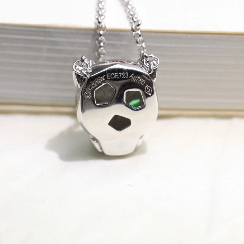 Contemporary Cartier Necklaces 217393
