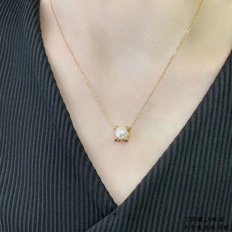 Breathable Cartier Necklaces 217290