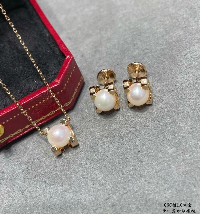 Breathable Cartier Necklaces 217290