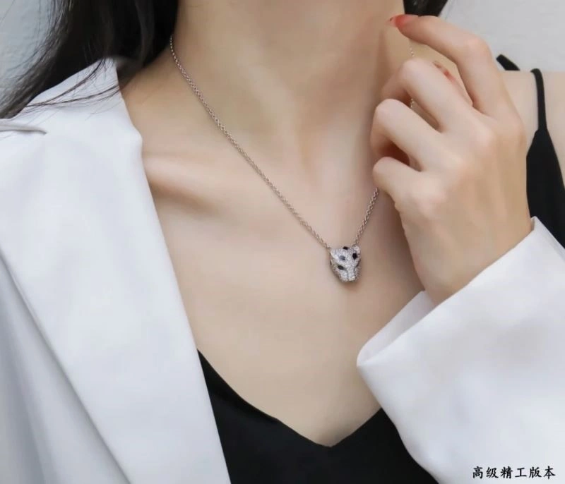 Cartier Necklaces Comfortable 217265