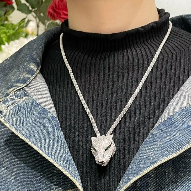 Seasonal Cartier Necklaces 217277