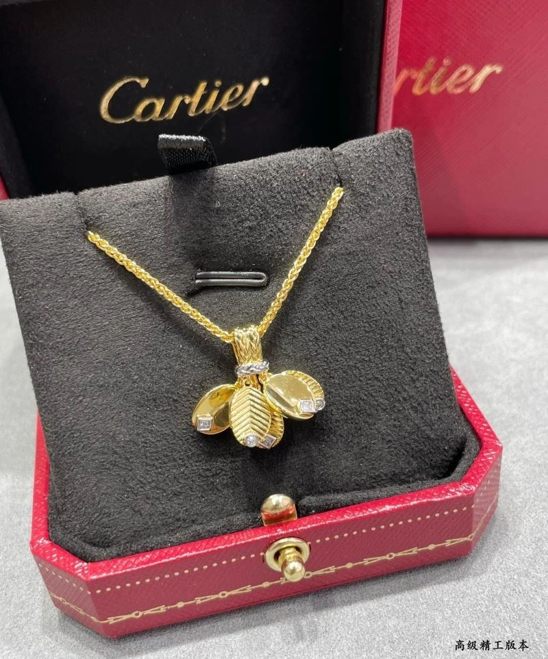 Snug Cartier Necklaces 217261