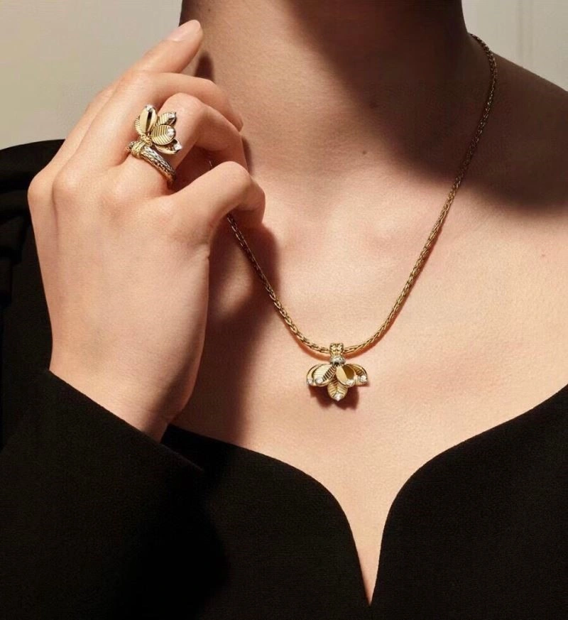 Cartier Necklaces WaterResistant 217156