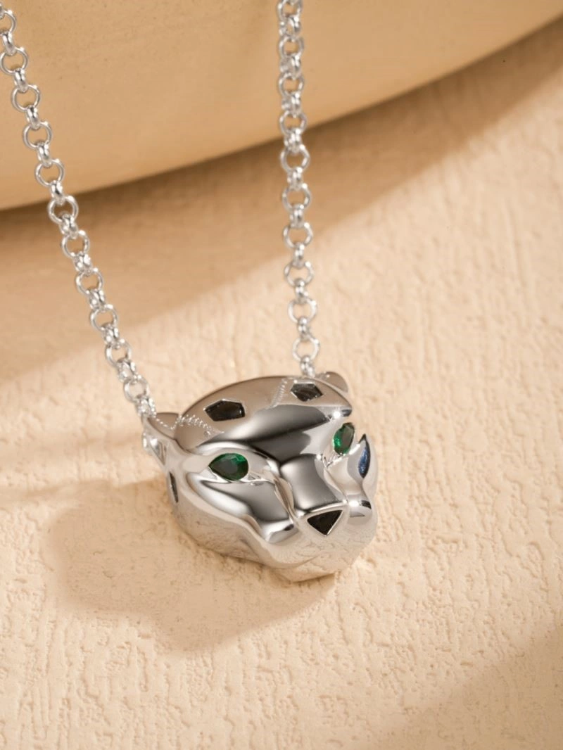 Cartier Necklaces Classic 217151