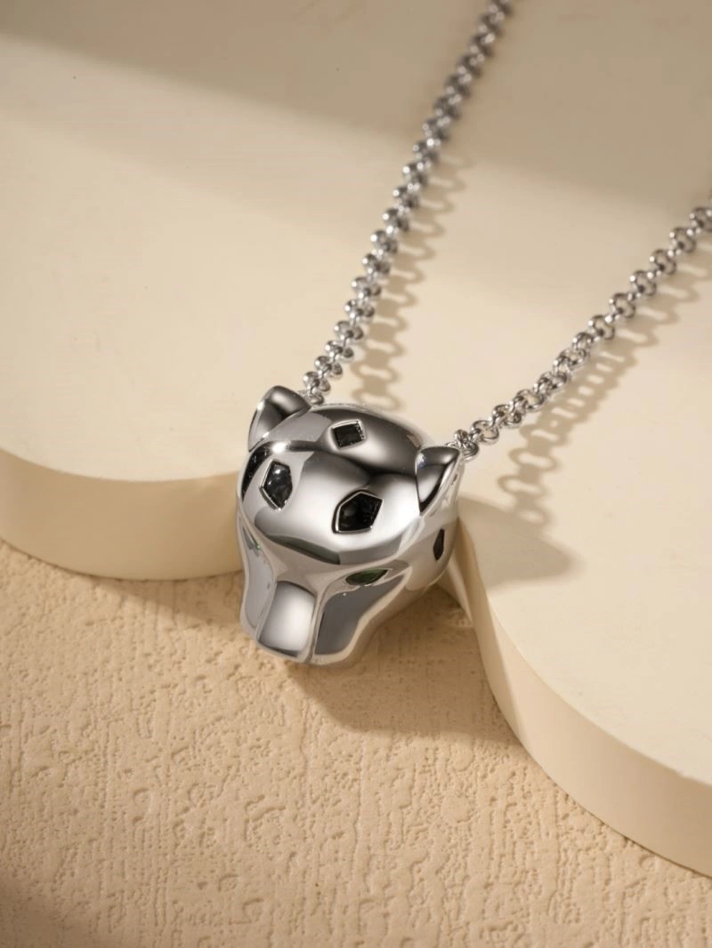 Cartier Necklaces Classic 217151