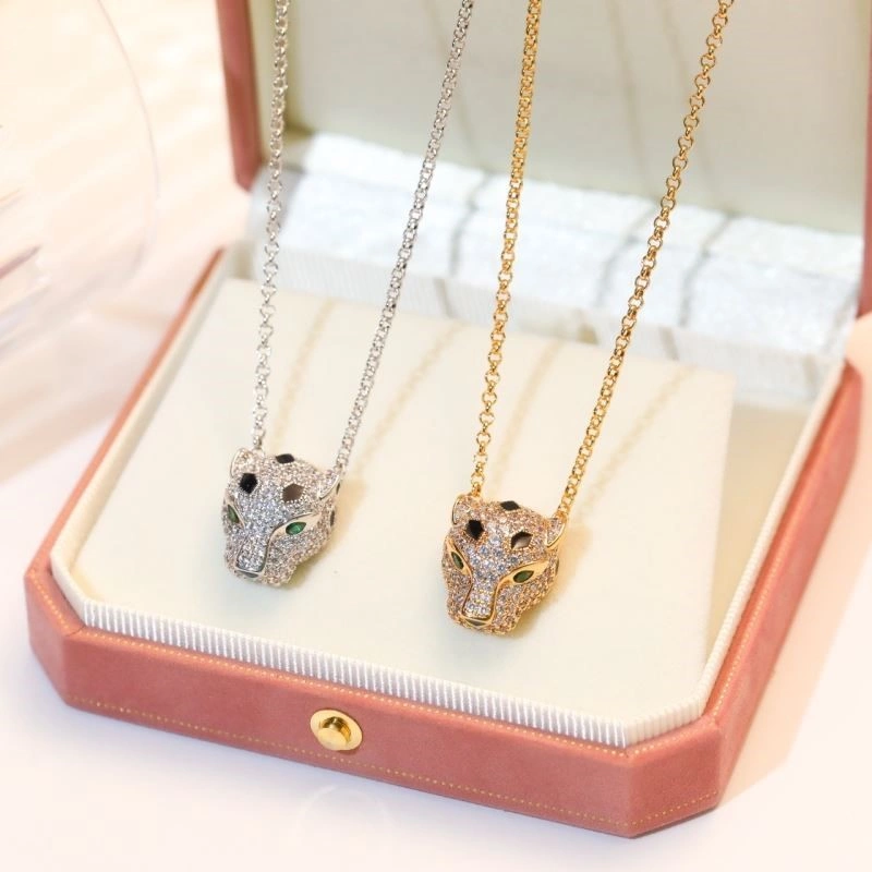 SmoothTexture Cartier Necklaces 217154