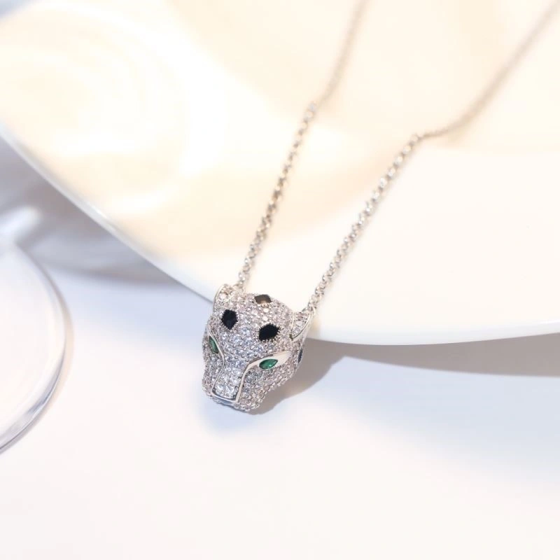SmoothTexture Cartier Necklaces 217154