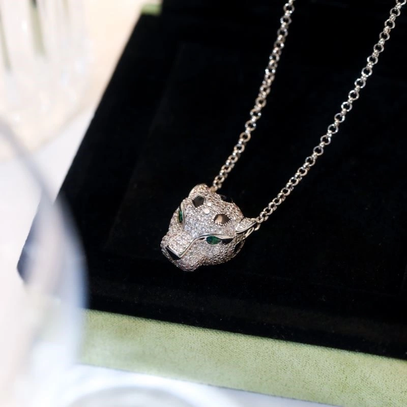 SmoothTexture Cartier Necklaces 217154