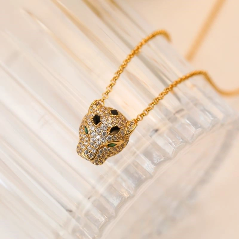 SmoothTexture Cartier Necklaces 217154